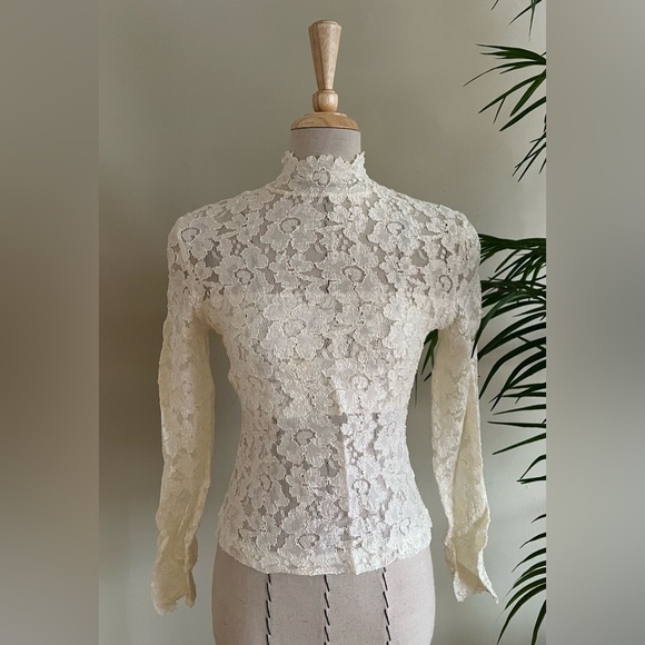 Kay Celine Cream White Lace Top | Size 2 - Picture 1 of 7